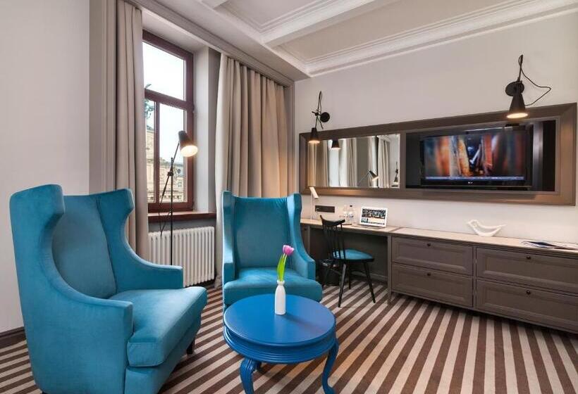 Suite Junior, Panorama Lviv