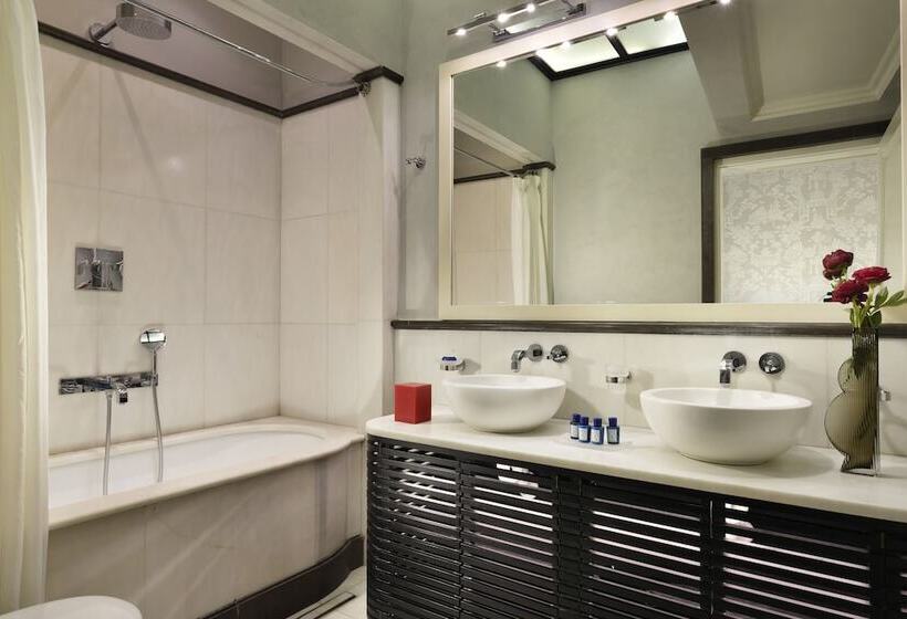 سوییت اجرایی, San Firenze Suites & Spa