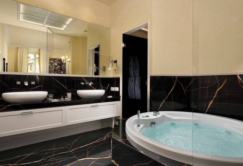 سوییت لوکس, San Firenze Suites & Spa