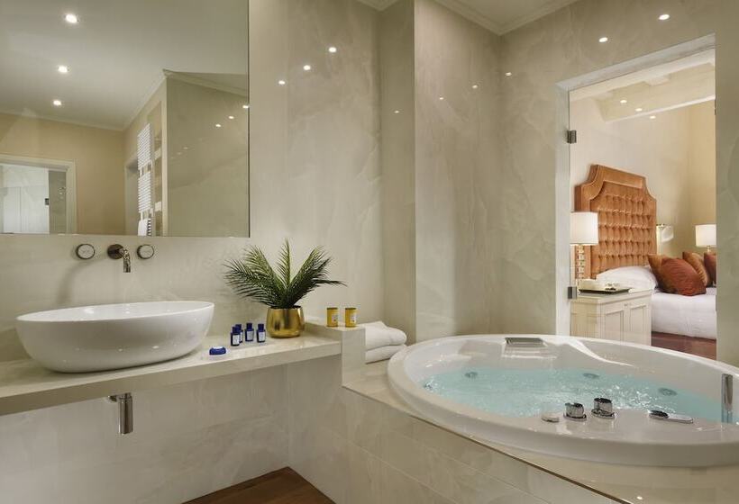 سوییت لوکس, San Firenze Suites & Spa