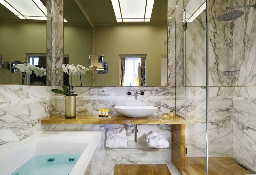 سوییت لوکس, San Firenze Suites & Spa