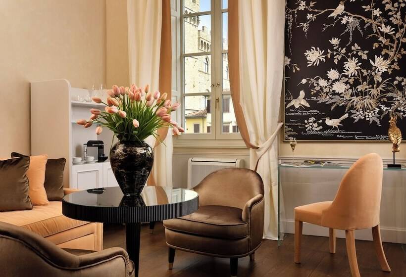 سوییت لوکس, San Firenze Suites & Spa
