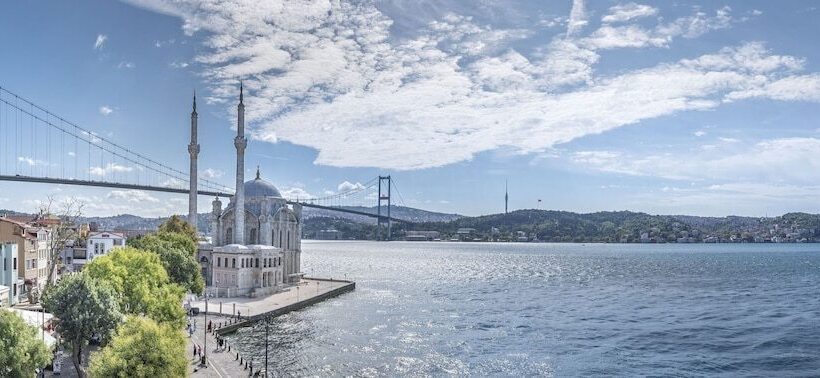 سوییت اجرایی, The Stay Bosphorus