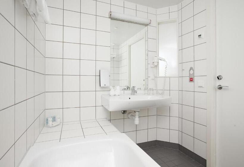اتاق سوپریور, Thon Hotel Halden