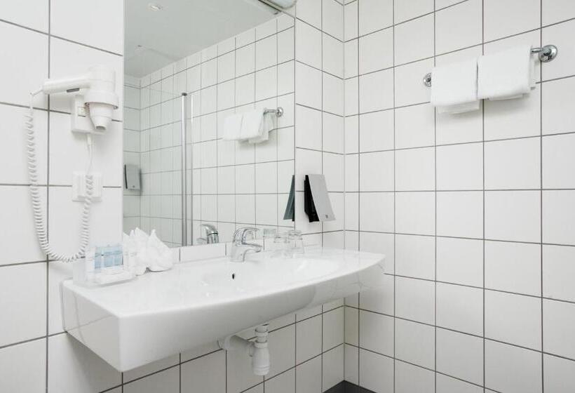 اتاق استاندارد یک نفره, Thon Hotel Halden