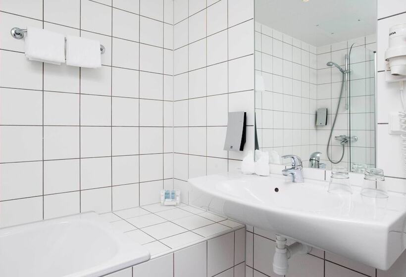 اتاق سوپریور, Thon Hotel Halden
