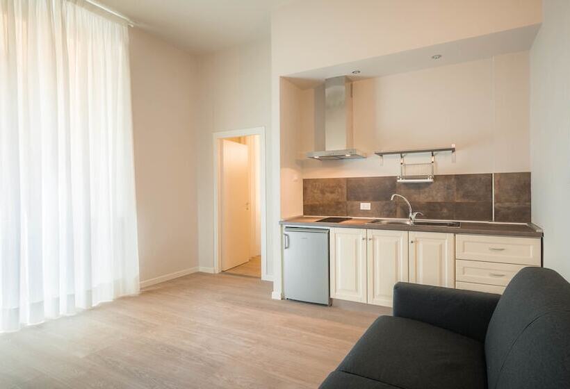 2 Bedroom Apartment, Torre Guelfa Palazzo Acciaiuoli