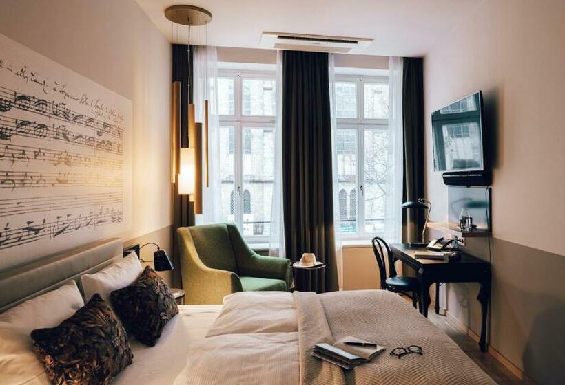 スタンダードスタジオ, Townhouse Leipzig