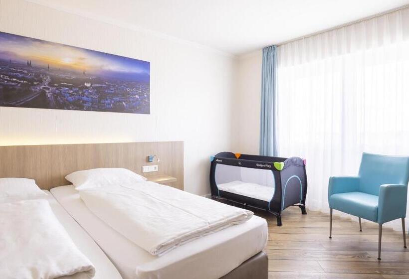 Standard Room, Vier Jahreszeiten Lubeck