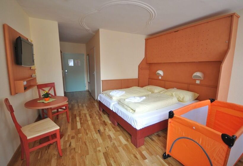 اتاق استاندارد چهار تخته, Jufa Hotel Meersburg Am Bodensee