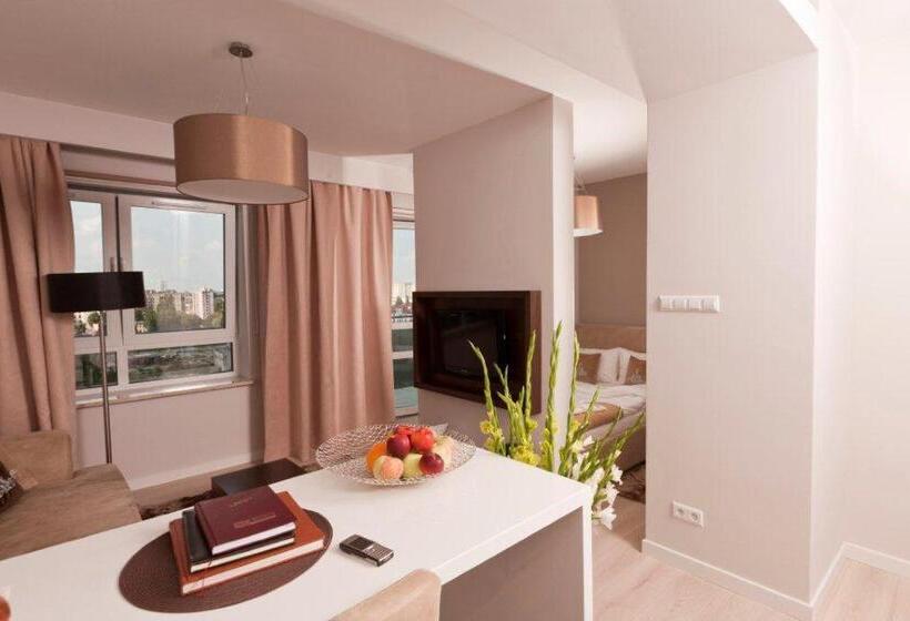 استودیوی استاندارد, Platinum Residence
