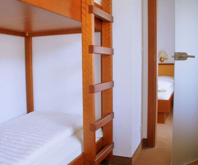 اتاق خانوادگی با چشم‌انداز کوه, Vital & Sporthotel Brixen
