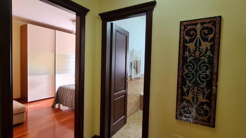 اتاق خانوادگی, B&b Rossella