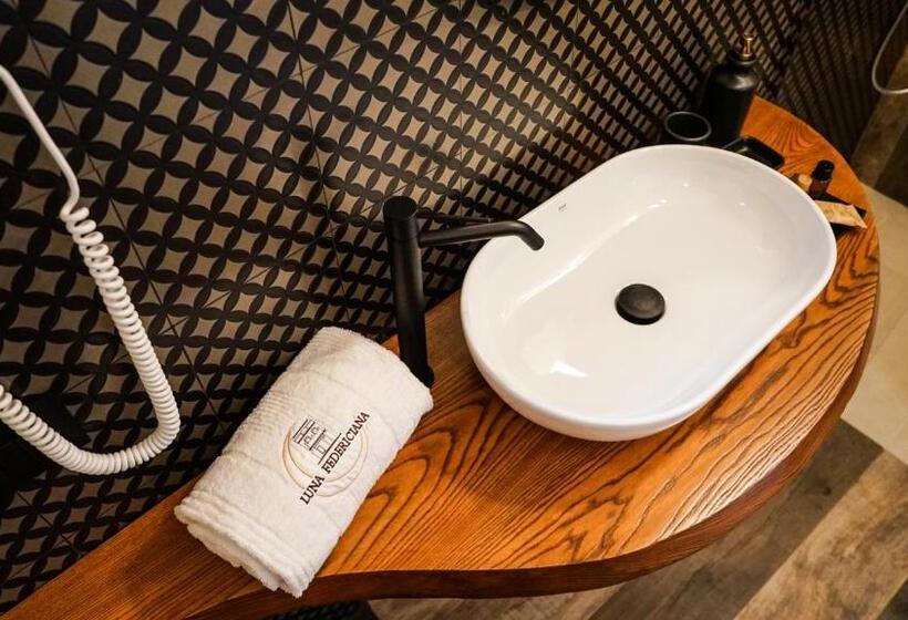 اتاق لوکس با بالکن, Luna Federiciana Luxury Room & Spa
