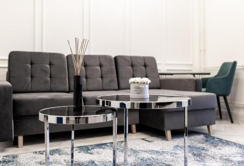 استودیوی سوپریور, Catalog Boutique Rooms