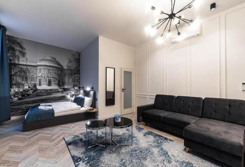 استودیوی سوپریور, Catalog Boutique Rooms