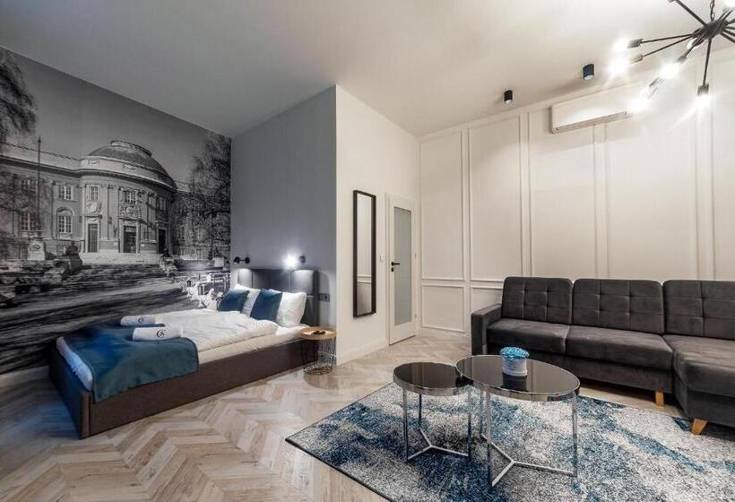 استودیوی سوپریور, Catalog Boutique Rooms