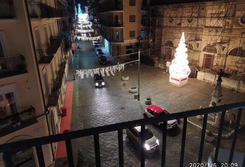 اتاق استاندارد چهارنفره با بالکن, La Torre B&b