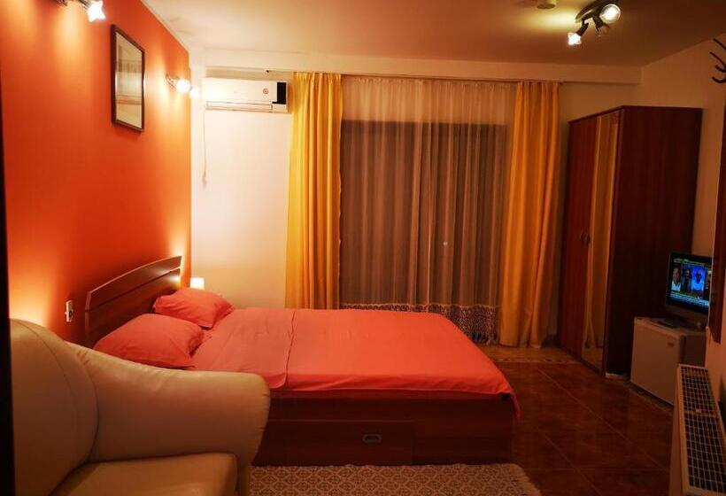 デラックスルーム, Vila Sara