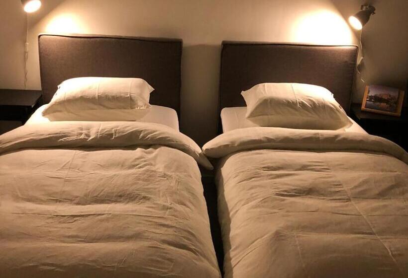 اتاق استاندارد, B&b Mondriaan
