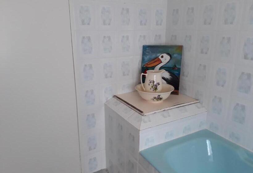 اتاق استاندارد, Caledon Overnight Rooms