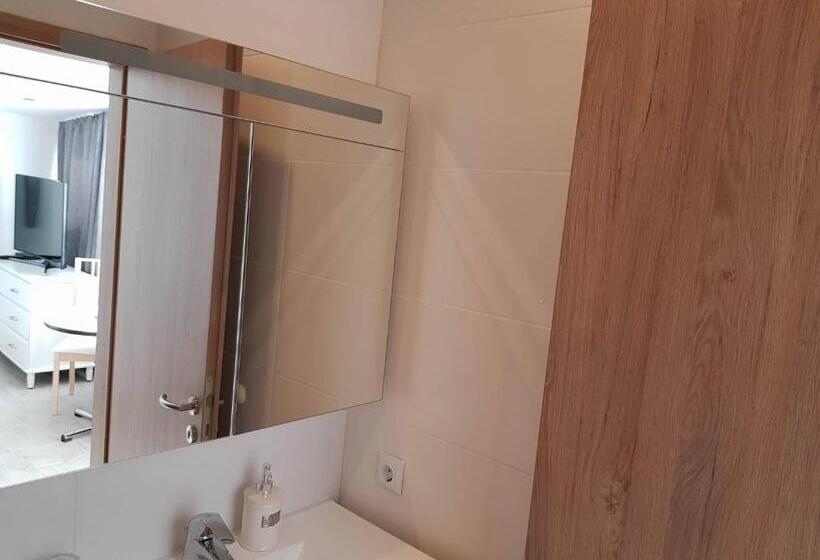 اتاق استاندارد, Guesthouse Henia Bed&spas
