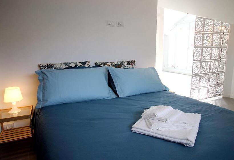 1 Bedroom Penthouse Apartment, Guesthouse Villa Jung