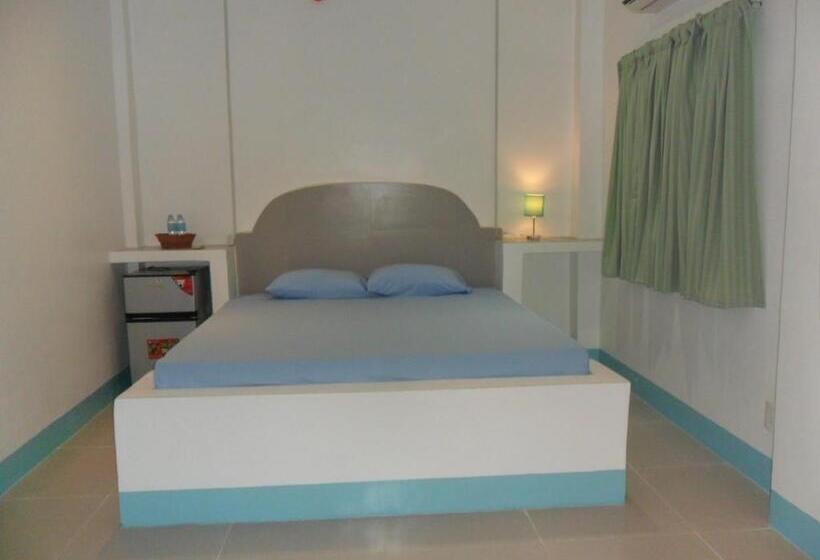 اتاق استاندارد یک نفره, Jasmin S Room Rental, Room # 3