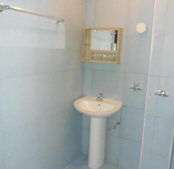 اتاق استاندارد یک نفره, Jasmin S Room Rental, Room # 3