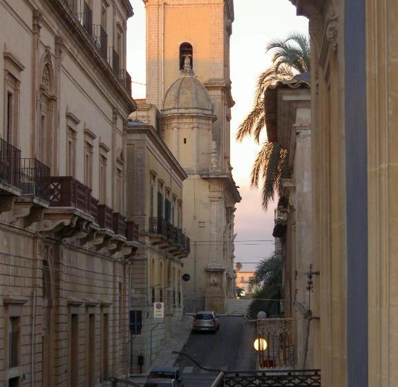 سوییت خانوادگی, Zagara My Home