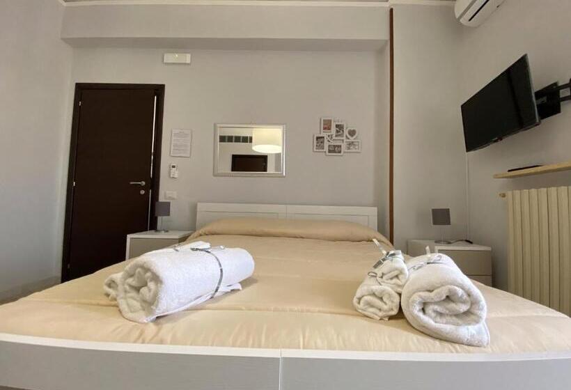 اتاق استاندارد با بالکن, B&b Dei Rota Affittacamere Mercato San Severino Salerno