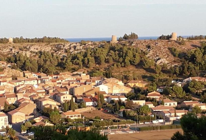 اتاق لوکس, Domaine De La Clotte