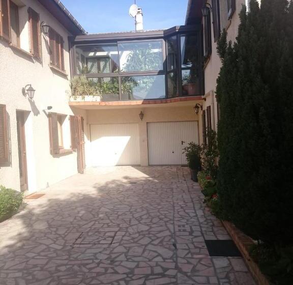 خانه 3 خوابه, La Campagne Dans La Ville , Maison D Hôtes