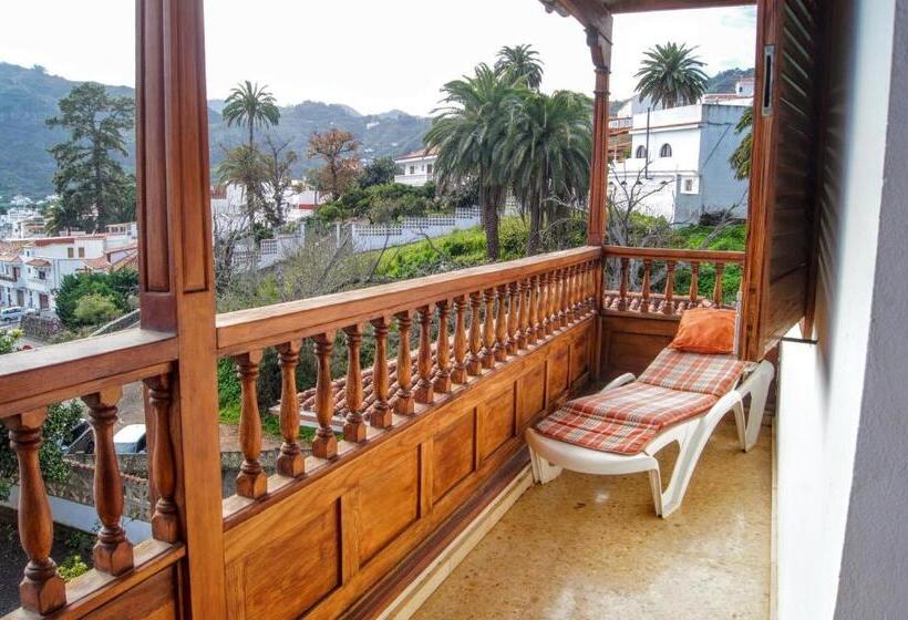 اتاق استاندارد با سرویس بهداشتی مشترک, Villa Santini