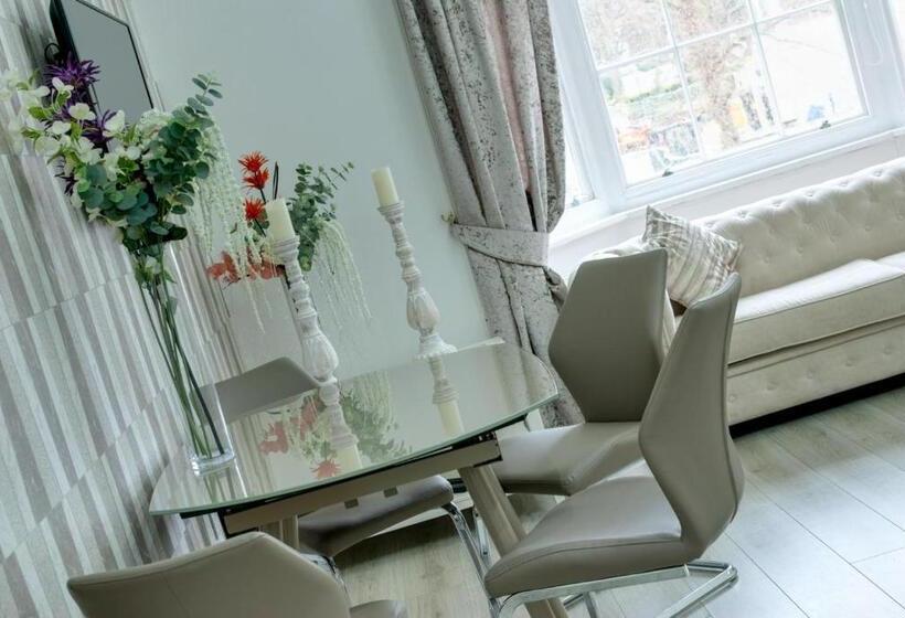 آپارتمان سوپریور 1 خوابه, Rst Rodney Street