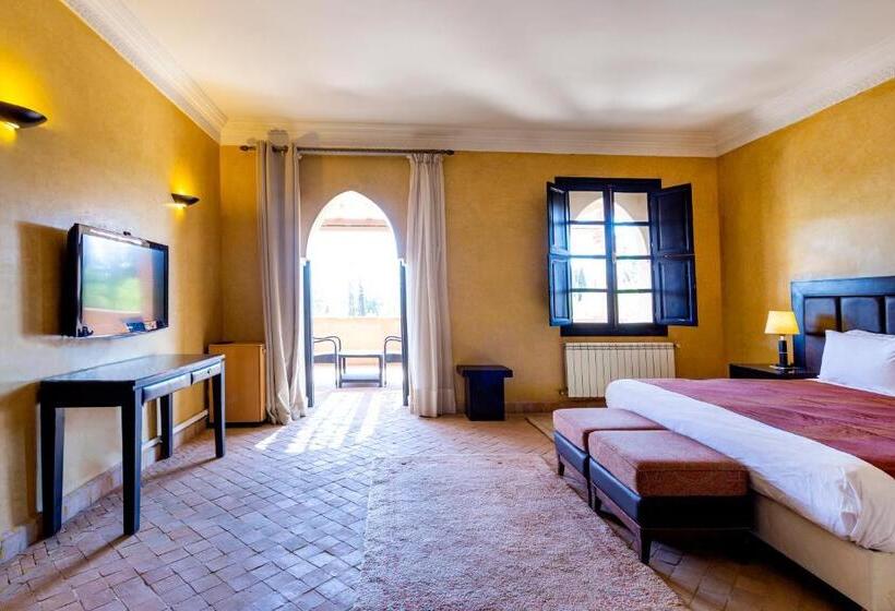 اتاق لوکس, Villa Thaifa