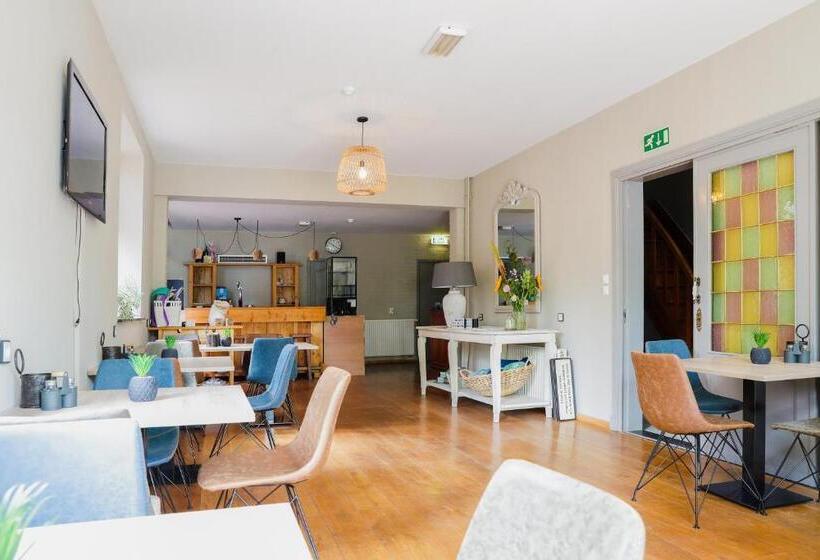 اتاق استاندارد سه نفره, B&b Bie Janssen