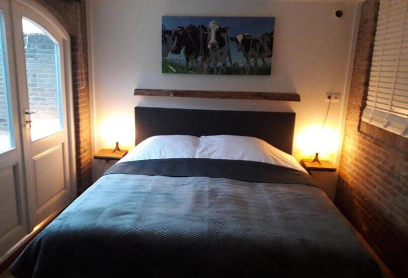 اتاق خانوادگی, B&b Casandra