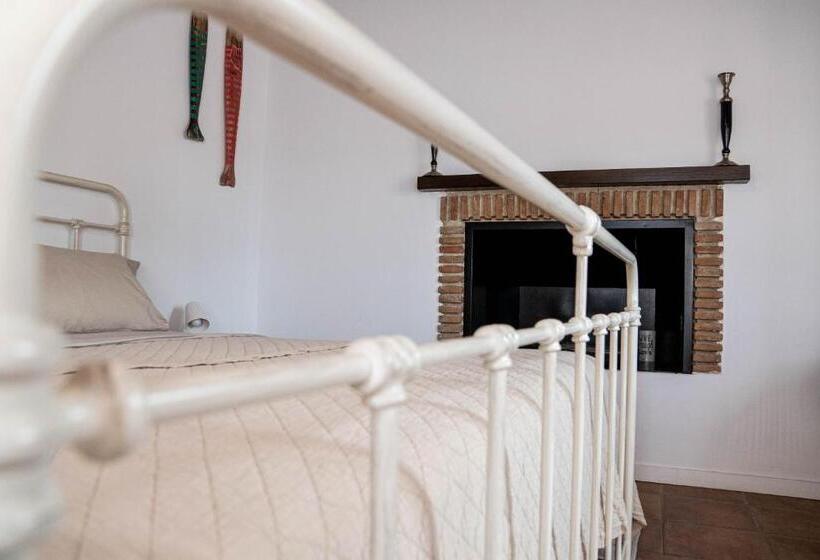 اتاق استاندارد با چشم‌انداز استخر, Finca Las Hierbas B&b