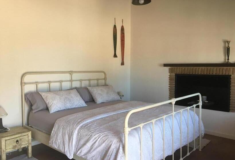 اتاق استاندارد با چشم‌انداز استخر, Finca Las Hierbas B&b