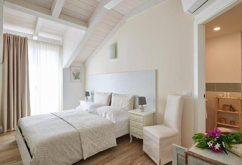 اتاق استاندارد با بالکن, Agriturismo Casastella