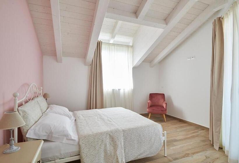 سوییت خانوادگی, Agriturismo Casastella