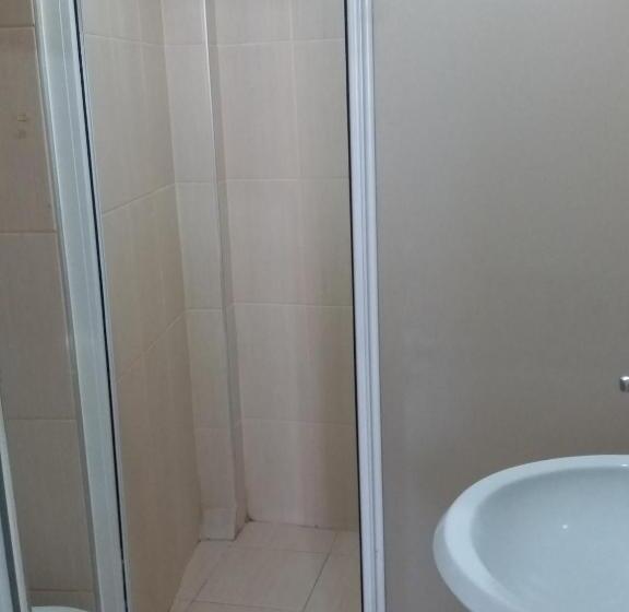 اتاق استاندارد با چشم‌انداز شهر, Otel Serkan
