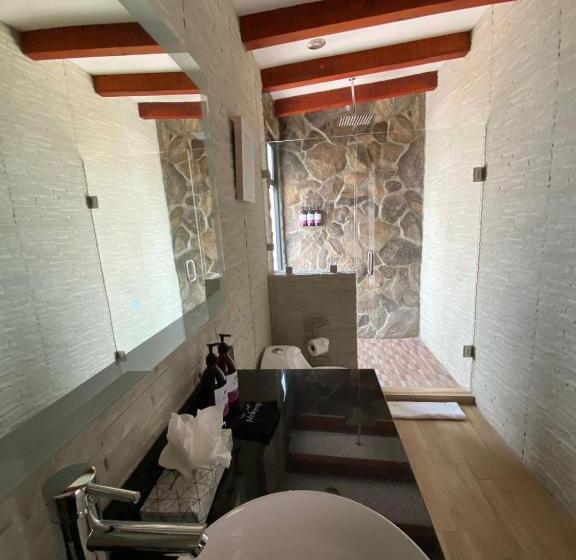 استودیوی استاندارد, Siempre Valle Hotel Boutique