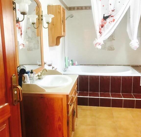 اتاق استاندارد با سرویس بهداشتی مشترک, Wifi Tenerife Sur Guest House