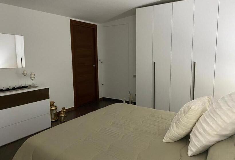 استودیو استاندارد با تراس, B&b Le Rocce