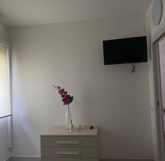 آپارتمان 1 خوابه همکف, B&b Le Rocce