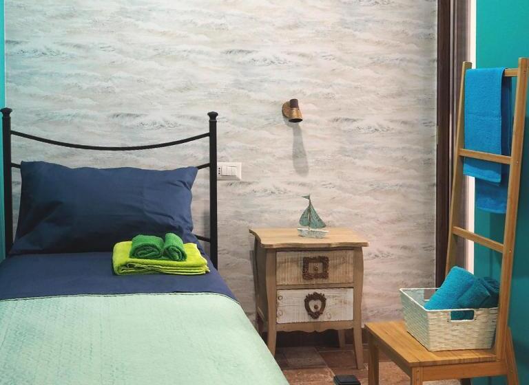 اتاق استاندارد یک نفره, Rubilia Rooms Pompei