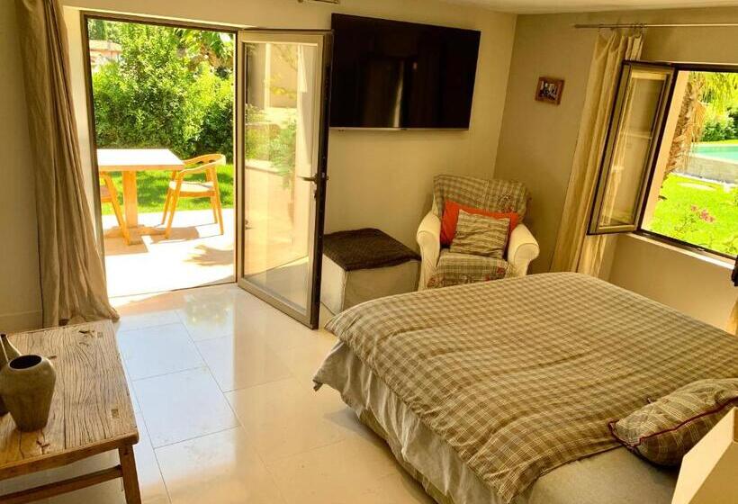 اتاق استاندارد با تراس, Villa Sant Anna