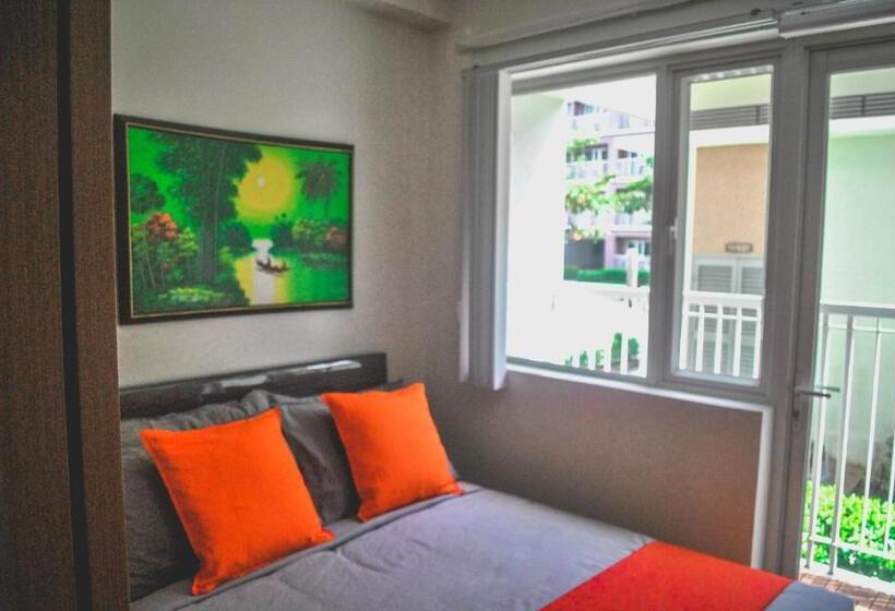 سوییت جونیور با بالکن, Butler S Bnb @ Trees Residences Qc Phil